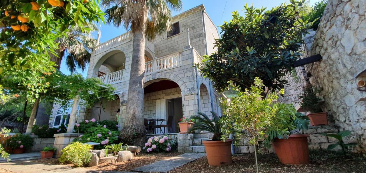 Two Palms Villa ザトン エクステリア 写真
